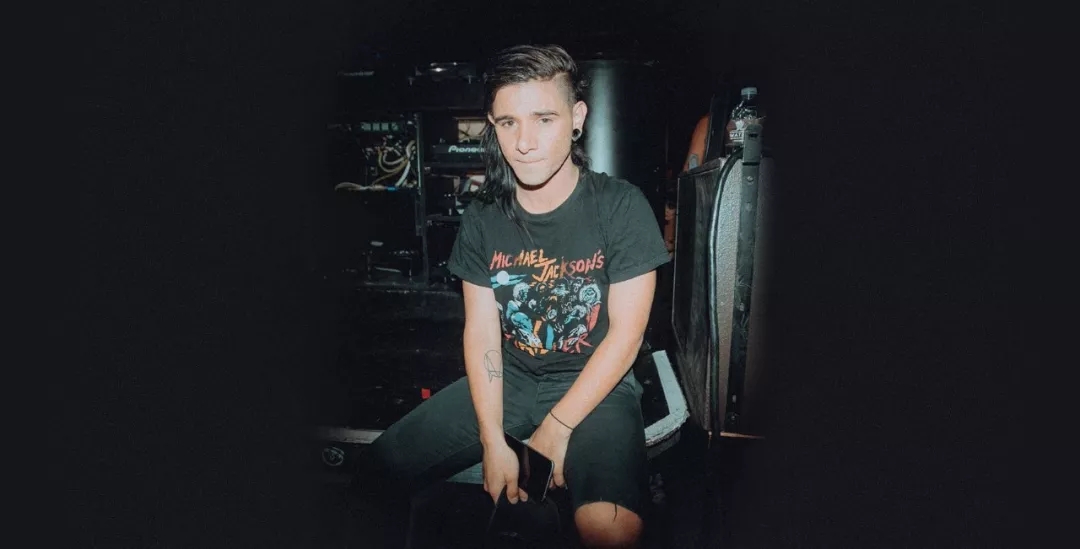 截止到上周为止，T1在联赛中的战绩为13胜1负 而这唯一的一负，正是输给了当时经历三连败的HLE