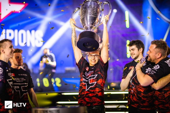 Doublelift谈LCS大罢工：选手工会诉求不实际 会参加夏季赛